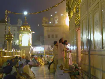 daily routine of golden temple